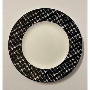 Wedgwood Where's Scotty 8" plate.